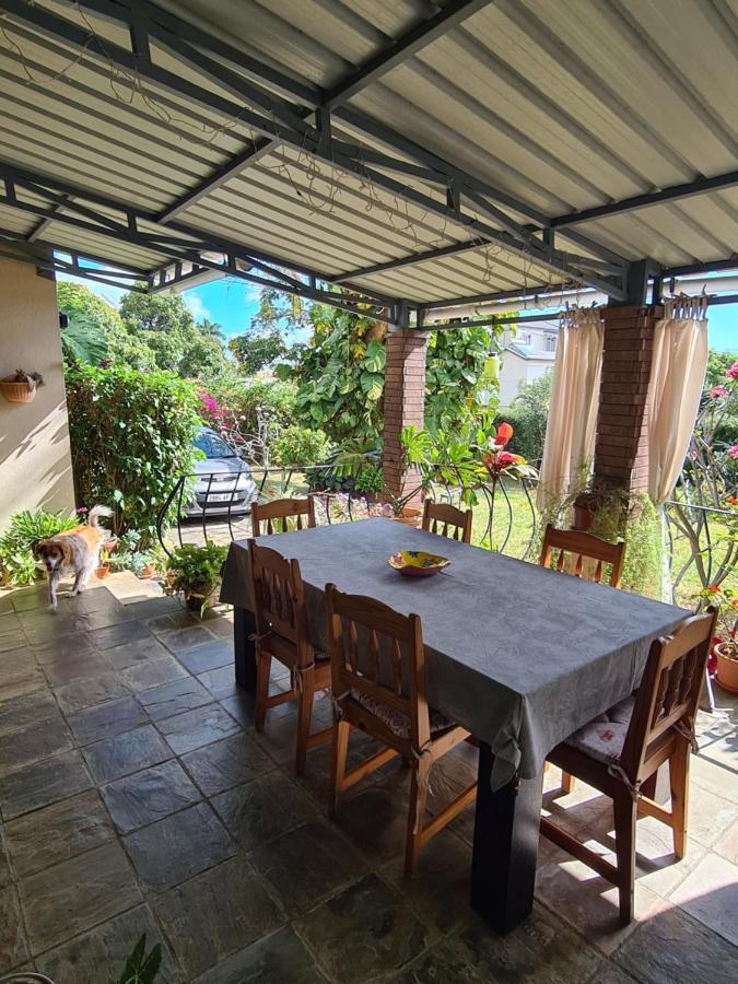 Comfy Home-Tropical Garden & 5 Min Walk To Beach Tamarin Extérieur photo